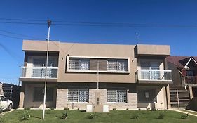 Dúplex de categoría a una cuadra de la playa